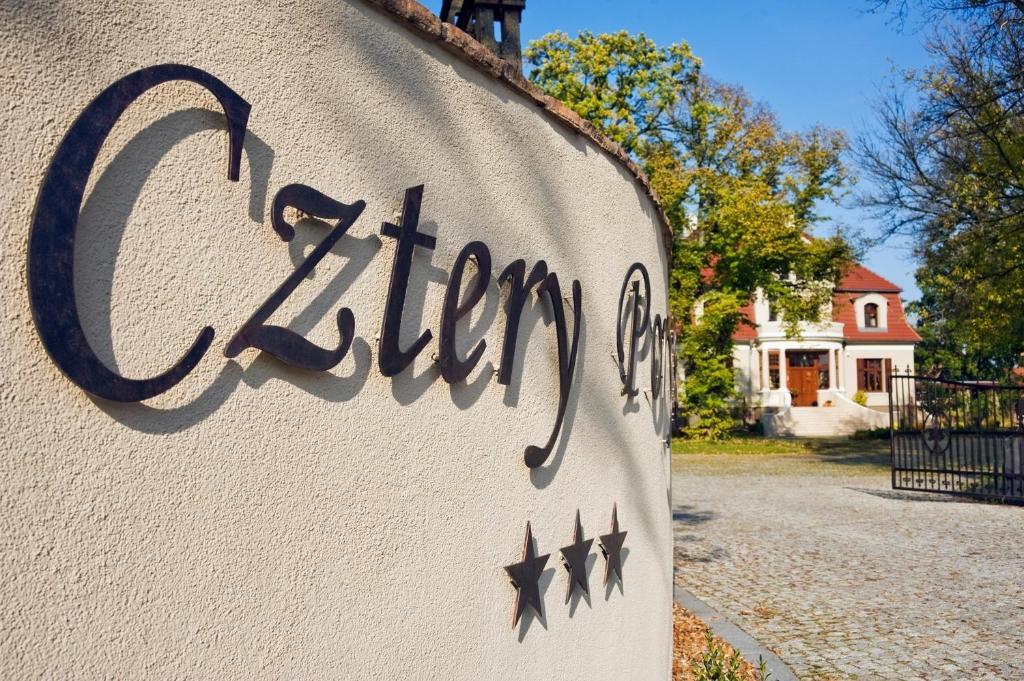 Villa Cztery Pory Roku Zbąszynek エクステリア 写真